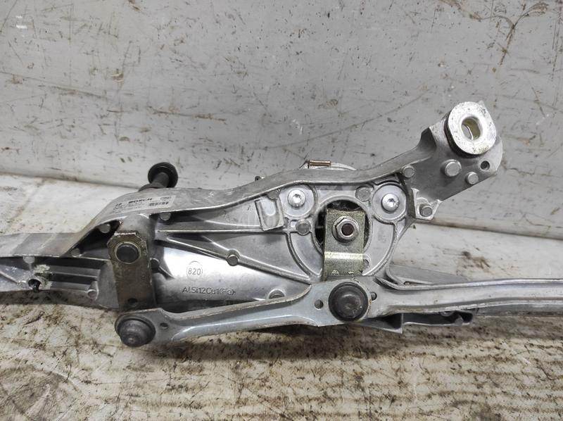 MOTORIC PREDNJEG BRISACA