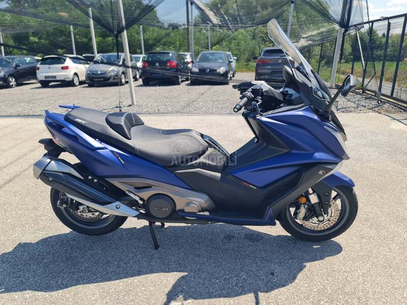 Kymco AK 550