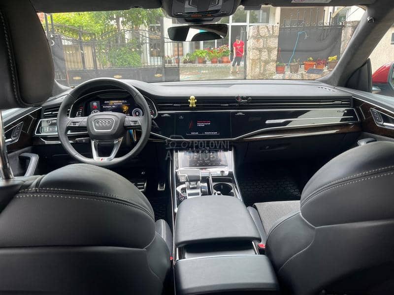 Audi Q8 S