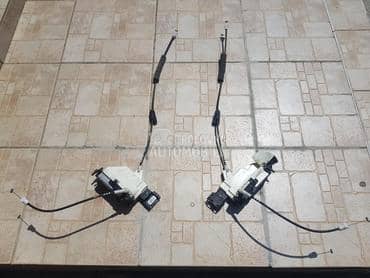 Centralna brava za Peugeot 308