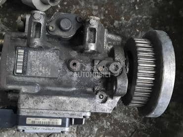 Bosch pumpa 2.5 106l za Audi A4 od 2001. do 2005. god.
