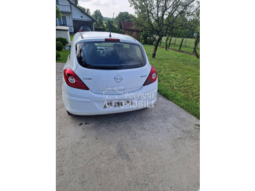 gepek vrata korsa D za Opel Corsa D od 2006. do 2011. god.