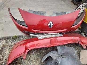 Branik za Renault Clio od 2009. do 2013. god.