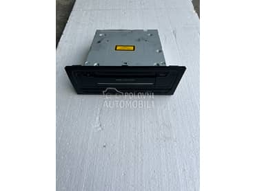 Multimedija sa 2 sd kartice za Audi Q5