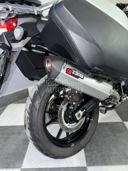 Suzuki V strom 1000 DL