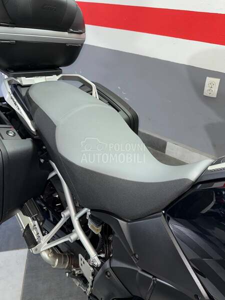 Suzuki V strom 1000 DL