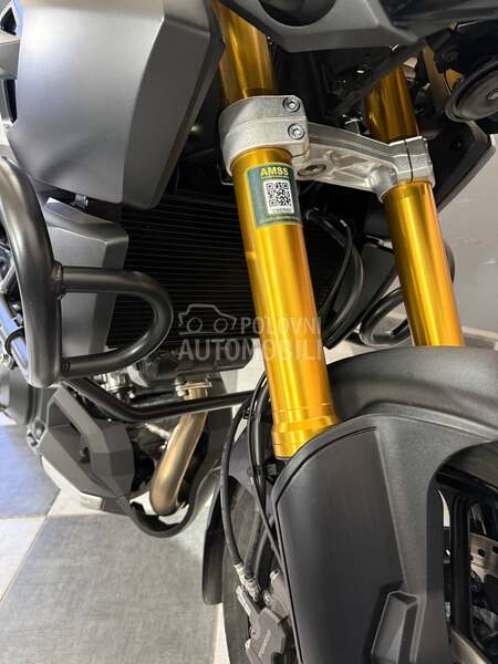 Suzuki V strom 1000 DL