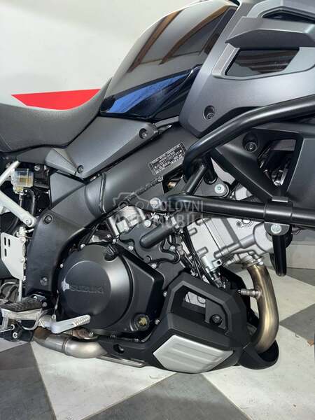 Suzuki V strom 1000 DL