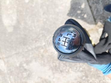 rucica menjaca za Citroen C8 od 2002. do 2008. god.
