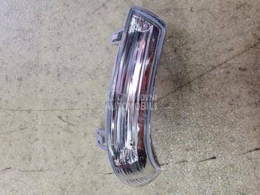 Migavac u retrovizoru za Volkswagen Golf 5