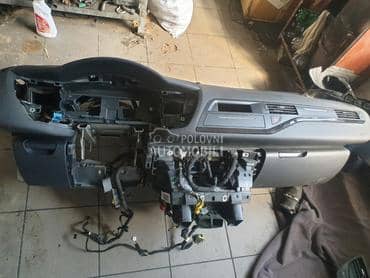 tabla za Citroen C5 od 2008. do 2015. god.