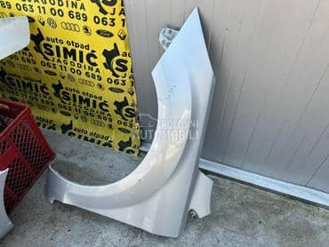 Krilo levo sivo za Ford Focus od 2008. do 2012. god.