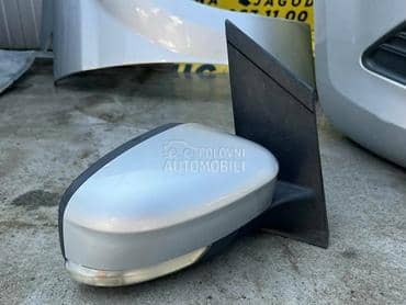 Retrovizor desni sivi za Ford Focus od 2008. do 2012. god.