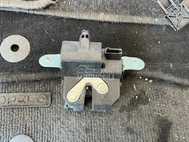 brava vrata unutrasnja za Opel Corsa E od 2013. do 2020. god.