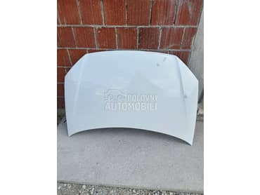 Hauba prednja bela za Volkswagen Polo od 2007. do 2009. god.