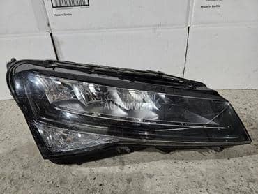 Desni far za Škoda Superb od 2015. do 2023. god.