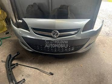 Prednji branik za Opel Astra J od 2013. do 2017. god.