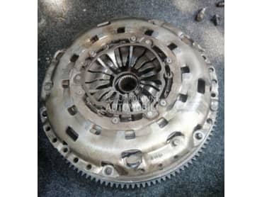 zamajac plivajuci za Ford Mondeo od 2001. do 2005. god.