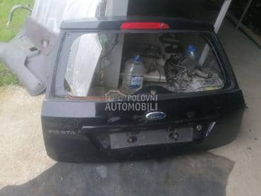 staklo gepeka za Ford Fiesta od 2002. do 2007. god.