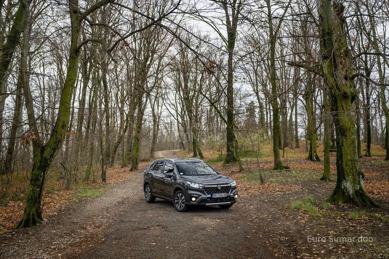 Suzuki SX4 S-Cross ELEGANCE 2WD 6MT