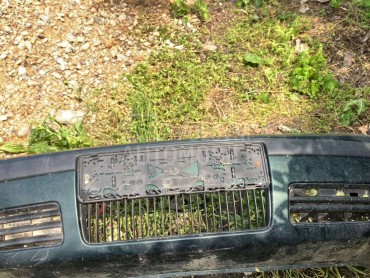 Prednji branik za Škoda Octavia od 2000. do 2005. god.