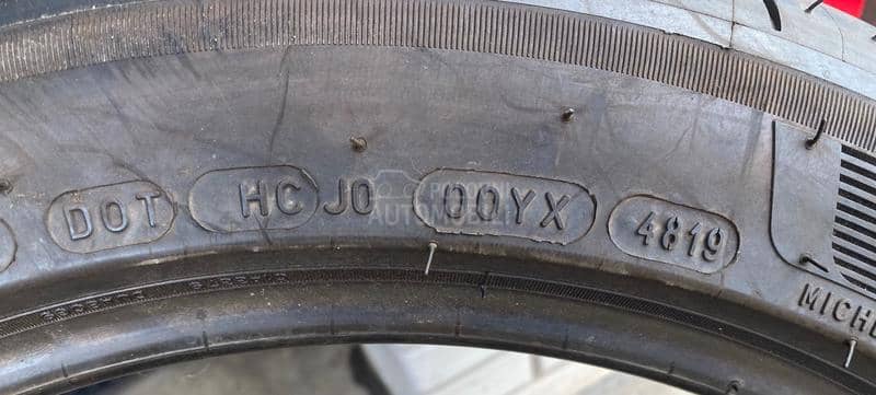 Michelin 255/40 R18 Letnja