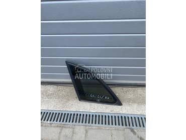 Staklo na gepeku,fabrika tamno za Audi Q5 od 2008. do 2016. god.