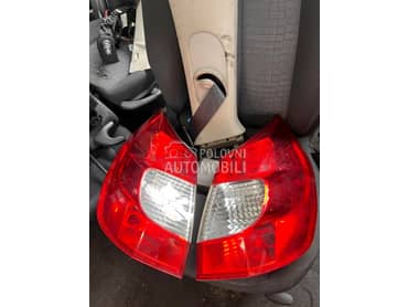 stop svetla za Renault Scenic od 2003. do 2008. god.