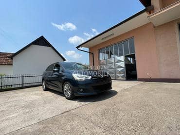 Citroen C4 2012. god. -  kompletan auto u delovima