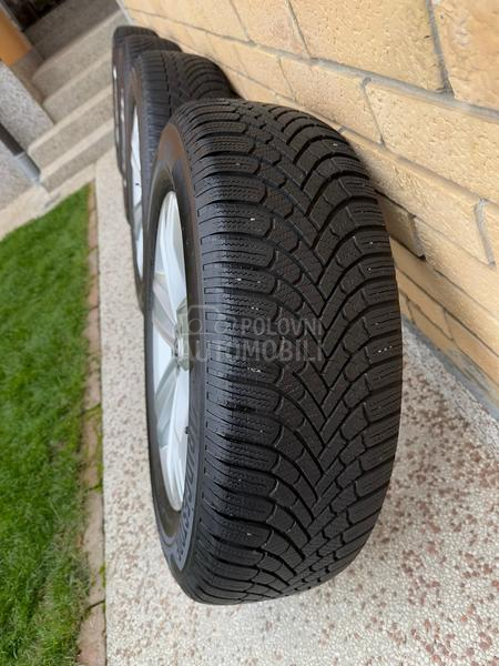 Bridgestone 215/65 R17 Zimska