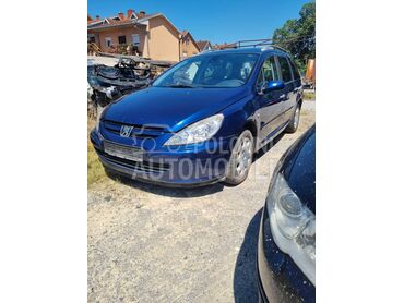 Peugeot 307 2004. god. -  kompletan auto u delovima