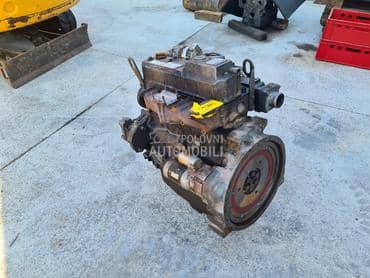 YANMAR 4 TNV98 motor u delovima