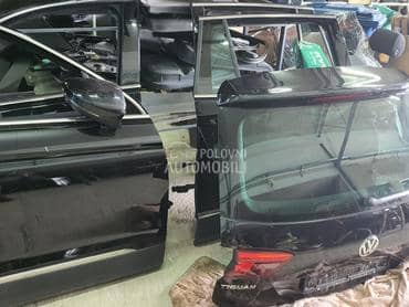 TIGUAN 5NA VRATA RETROV GEPEK za Volkswagen Tiguan od 2016. do 2022. god.