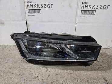 Desni far za Škoda Octavia od 2020. do 2023. god.