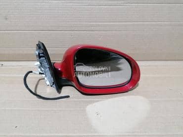 340.Suvozacev,desni retrovizor za Volkswagen Golf Plus od 2005. do 2009. god.