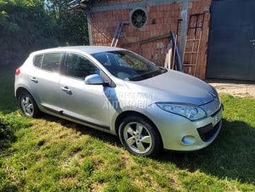 megan 3 zadnja desna vrata za Renault Megane od 2009. do 2015. god.