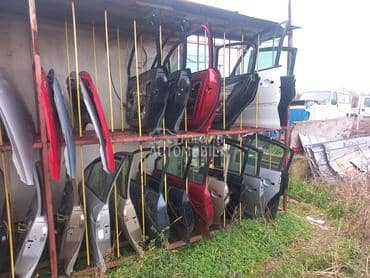 vrata prednja I zadnja za za Citroen C4 od 2004. do 2009. god.