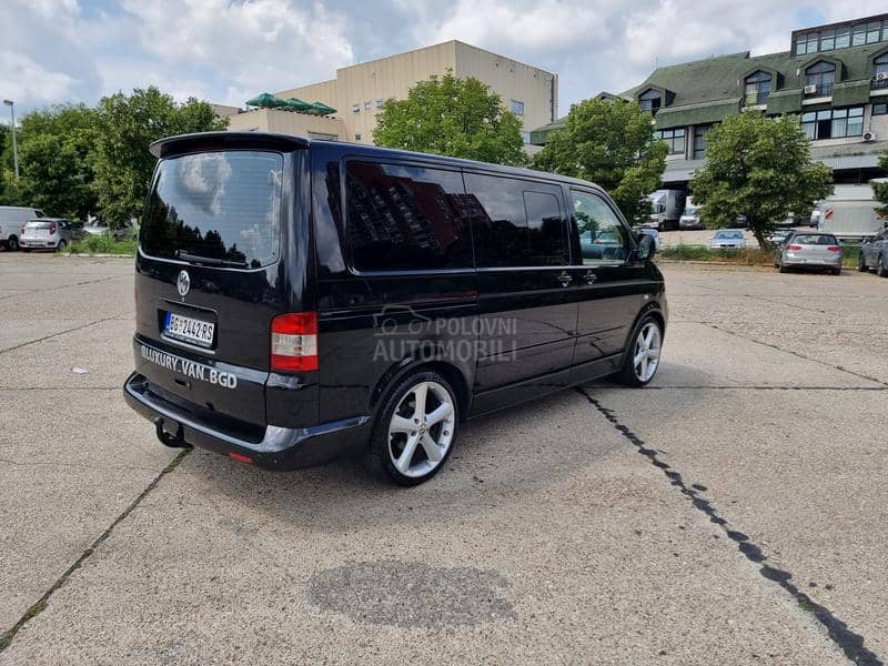 Volkswagen Multivan 2.5 TDI