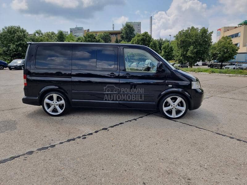 Volkswagen Multivan 2.5 TDI