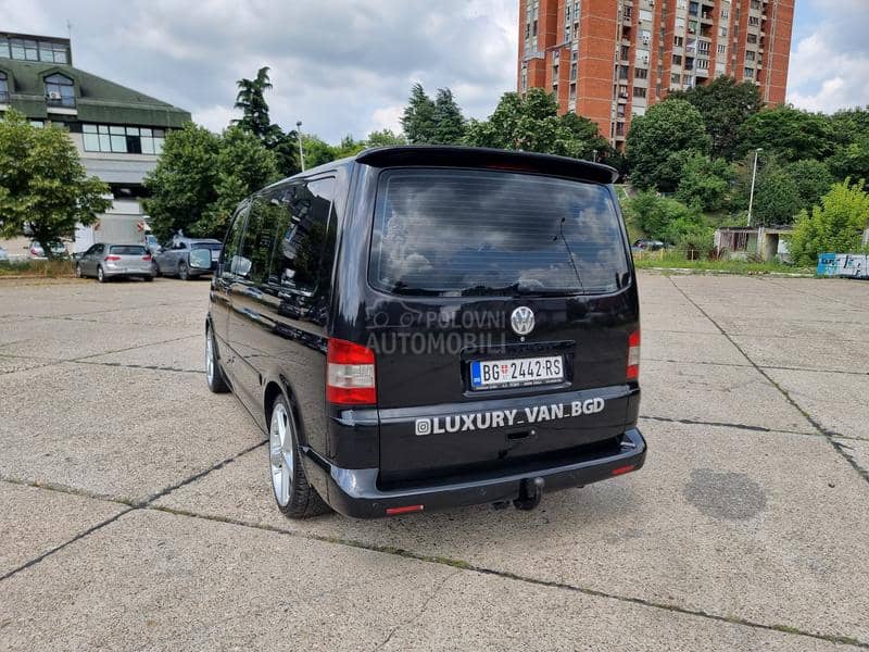 Volkswagen Multivan 2.5 TDI