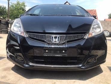 Prednji branik za Honda Jazz od 2011. do 2015. god.