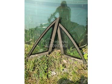 zadnje desno leptir staklo za Audi A4 od 2001. do 2004. god.