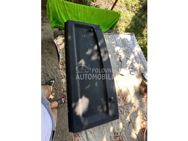 Polica gepeka za Volkswagen Polo od 2002. do 2015. god.