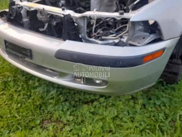 prednji branik za Volvo V40 od 2000. do 2005. god.