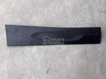 Lajsna vrata zadnja desna za BMW X2