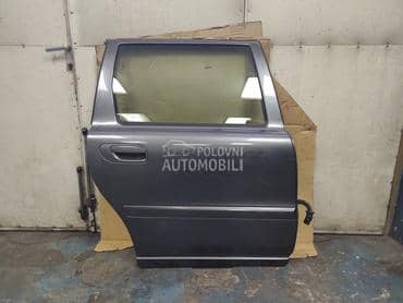 Zadnja desna vrata za Volvo V70 za 2005. god.