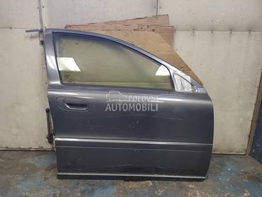 Prednja desna vrata za Volvo S60, V70 za 2005. god.