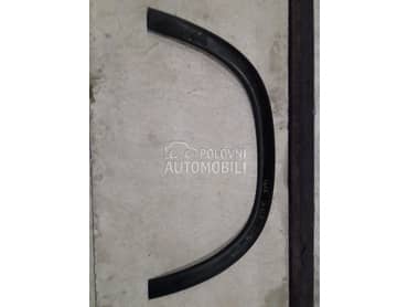 Lajsna polumesec za Mercedes Benz GLE 250, GLE 300, GLE 400