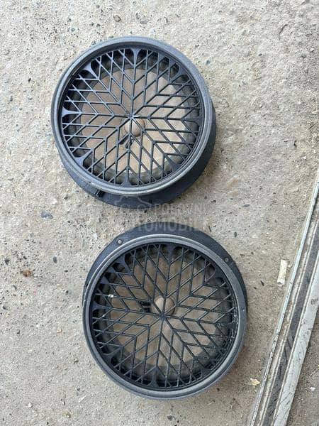 Zvučnici prednji u vratima