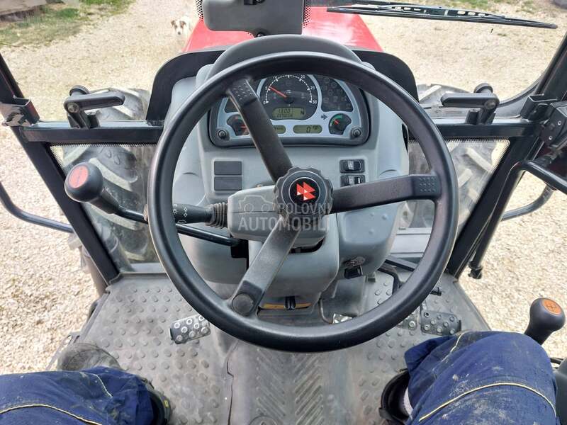 Massey Ferguson 2440ST